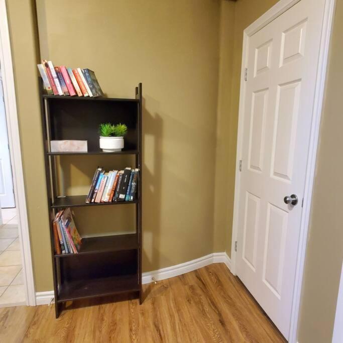 Private 2 Bedrooms Suite Near Hwy 1, Cultus Lake, Heritage Park, Fishing, Coliseum Chilliwack Exteriör bild